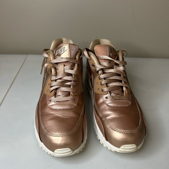 Nike Air Max 90 (896497-902) Premium Metallic Red Bronze Size 9 - Picture 2 of 7